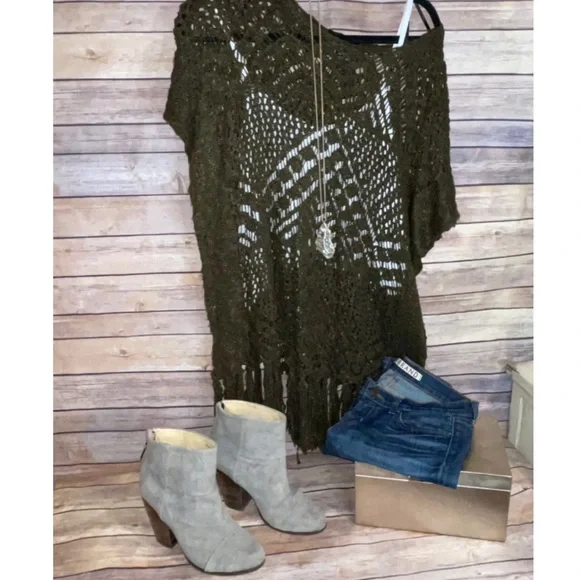 J Brand | Phoebe Cropped Low-Rise Skinny Jean | 26 - Picture 9 of 10